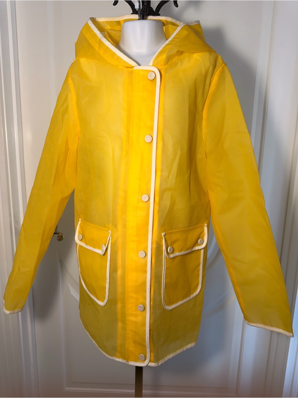 Hunter Kids Bright Yellow Raincoat With White Trim On Pockets Sz L
